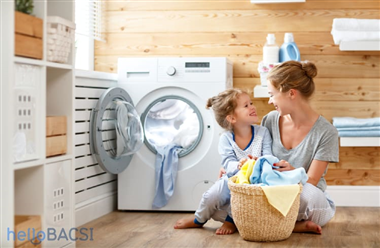 11 mẹo hay giúp tiết kiệm thời gian giặt giũ mà bạn nên dạy con làm